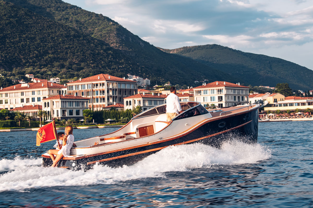 BOKA BAY TOUR